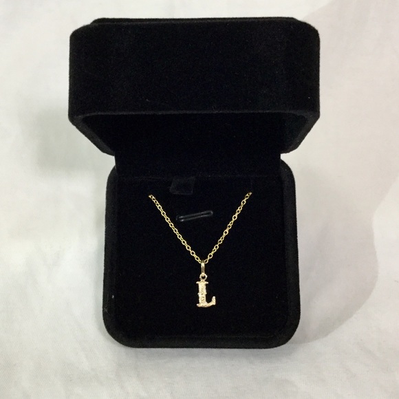 🆕 18K Initial Pendant set with Rolo chain - Picture 3 of 7